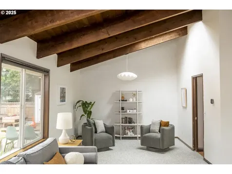 14425 NE Alton Street Portland OR 97230