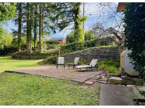 510 E 4th Street Coquille OR 97423