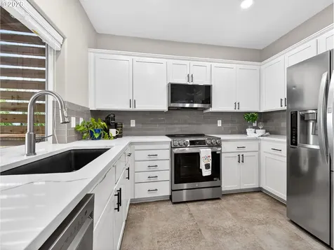 19446 Prairie View Terrace Oregon City OR 97045