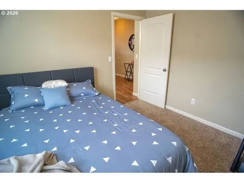 10805 NE 105th Street Vancouver WA 98662