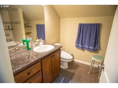 10805 NE 105th Street Vancouver WA 98662