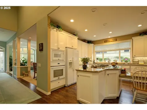 4618 NW Brassie Place Portland OR 97229
