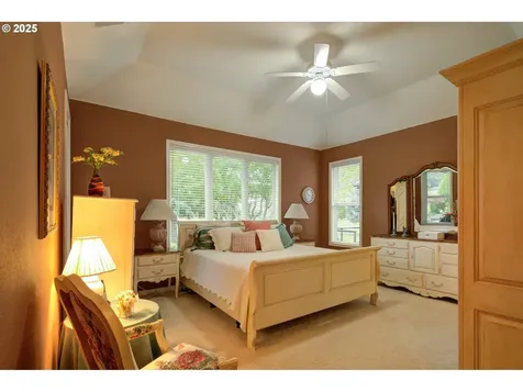 4618 NW Brassie Place Portland OR 97229