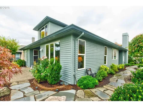 4618 NW Brassie Place Portland OR 97229