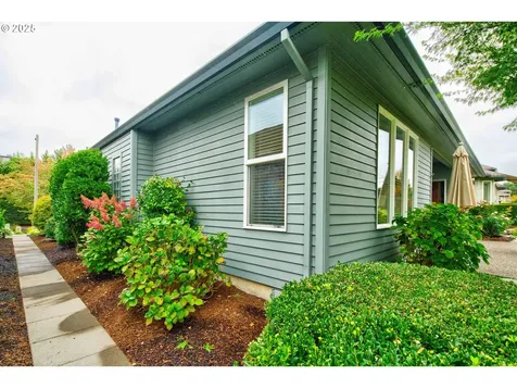 4618 NW Brassie Place Portland OR 97229