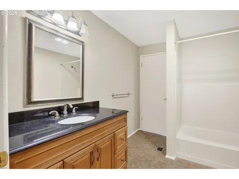 16091 S Clackamas River Drive Oregon City OR 97045