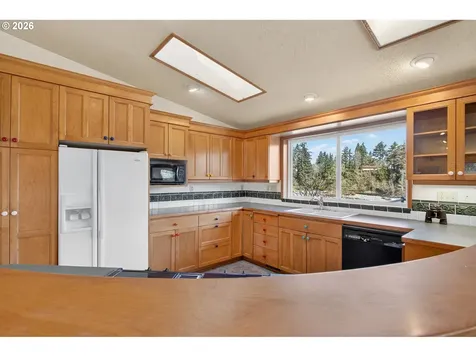 16091 S Clackamas River Drive Oregon City OR 97045