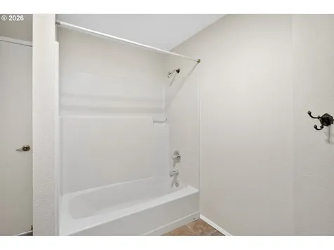 16091 S Clackamas River Drive Oregon City OR 97045