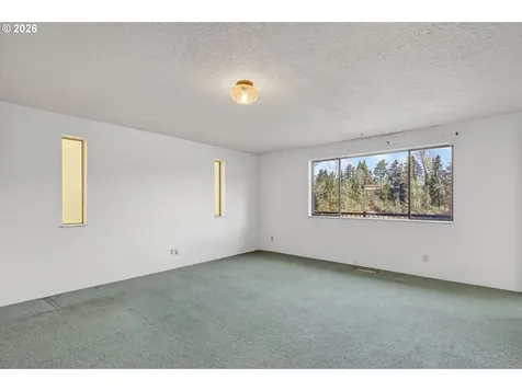 16091 S Clackamas River Drive Oregon City OR 97045