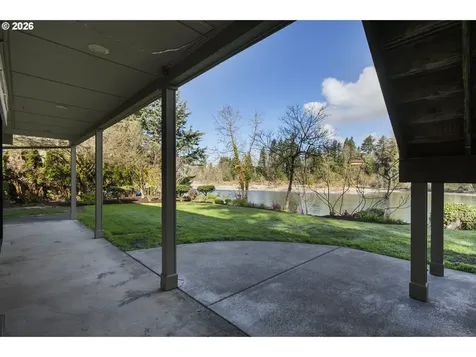 16091 S Clackamas River Drive Oregon City OR 97045