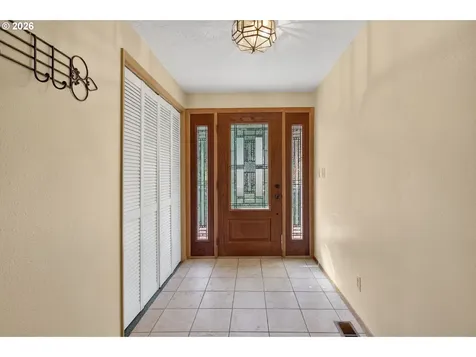 16091 S Clackamas River Drive Oregon City OR 97045