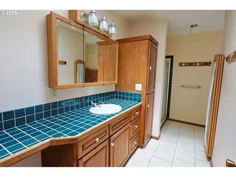 1091 Clark Street North Bend OR 97459