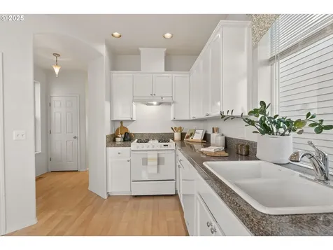6262 SW 205th Avenue Beaverton OR 97078