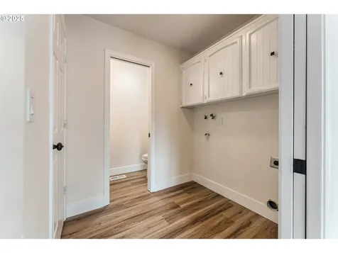 5901 SE Snowberry Court Hillsboro OR 97123