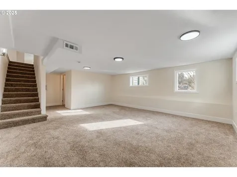5901 SE Snowberry Court Hillsboro OR 97123