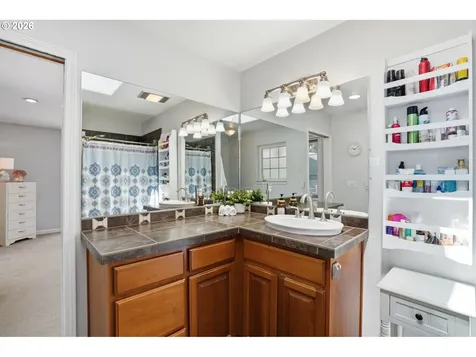 814 SE 357th Avenue Washougal WA 98671