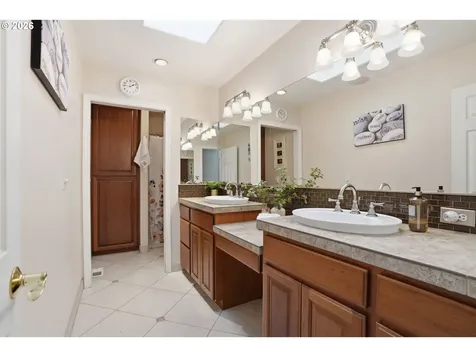 814 SE 357th Avenue Washougal WA 98671