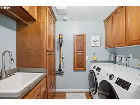814 SE 357th Avenue Washougal WA 98671