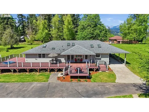 814 SE 357th Avenue Washougal WA 98671