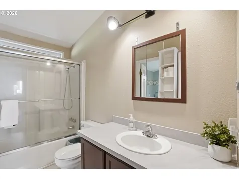 814 SE 357th Avenue Washougal WA 98671