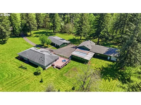 814 SE 357th Avenue Washougal WA 98671