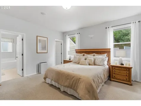 158 SW 105th Terrace Portland OR 97225