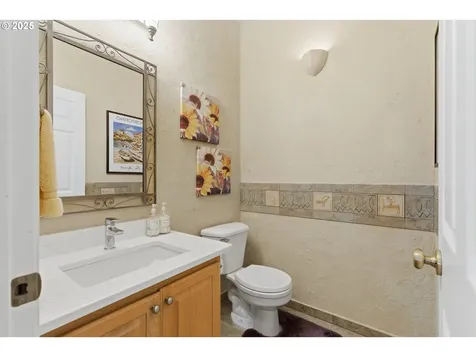 158 SW 105th Terrace Portland OR 97225