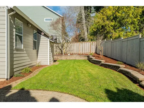 158 SW 105th Terrace Portland OR 97225