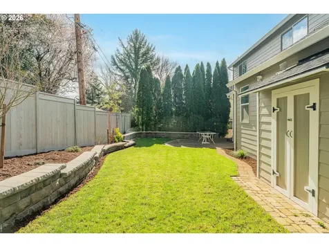 158 SW 105th Terrace Portland OR 97225