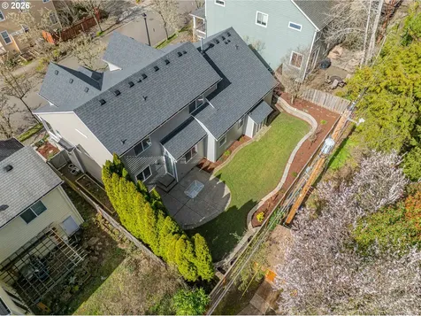 158 SW 105th Terrace Portland OR 97225