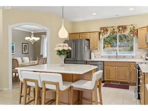 158 SW 105th Terrace Portland OR 97225