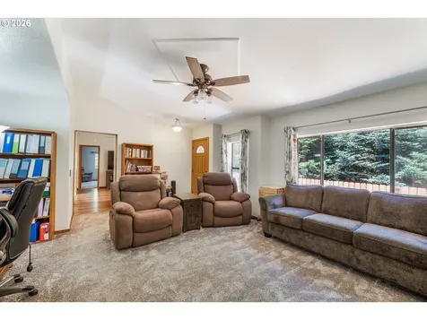 32481 Doolittle Road Cottage Grove OR 97424
