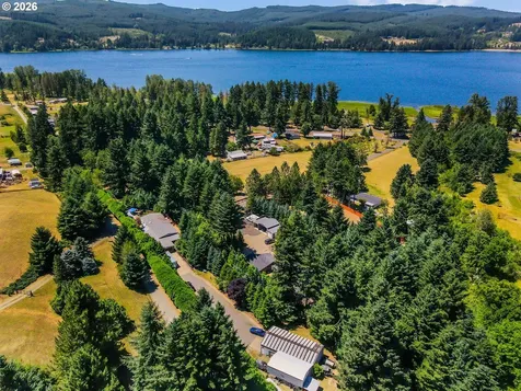 32481 Doolittle Road Cottage Grove OR 97424