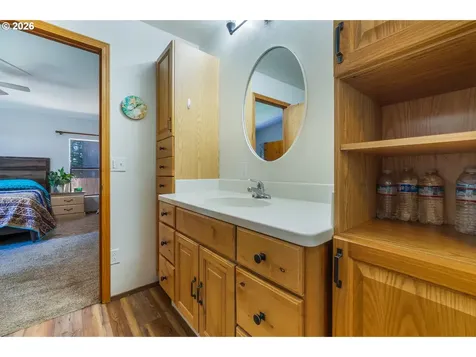 32481 Doolittle Road Cottage Grove OR 97424