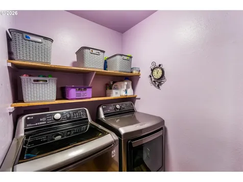 32481 Doolittle Road Cottage Grove OR 97424