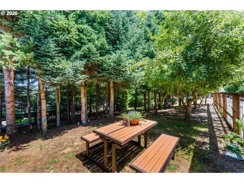 32481 Doolittle Road Cottage Grove OR 97424