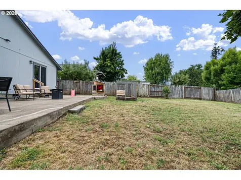 1911 S 8th Street Cottage Grove OR 97424