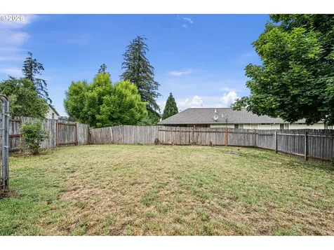 1911 S 8th Street Cottage Grove OR 97424