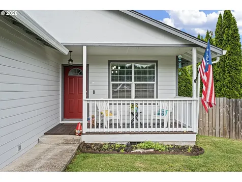 1911 S 8th Street Cottage Grove OR 97424