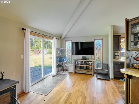 58591 Lone Pine Road Vernonia OR 97064
