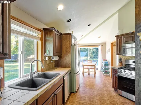 58591 Lone Pine Road Vernonia OR 97064