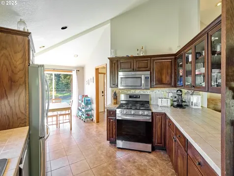 58591 Lone Pine Road Vernonia OR 97064
