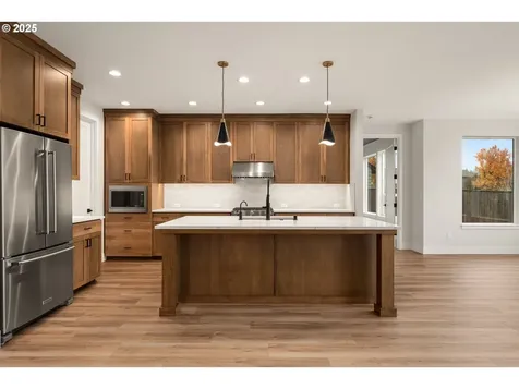 1109 NW 150th Street Vancouver WA 98685
