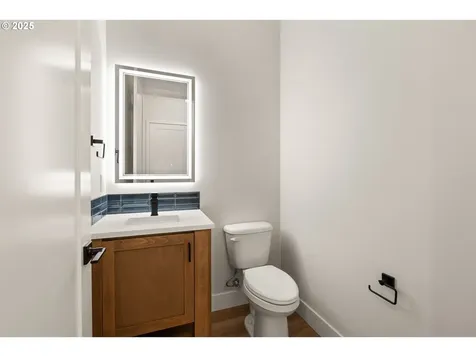 1109 NW 150th Street Vancouver WA 98685