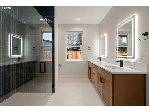 1109 NW 150th Street Vancouver WA 98685