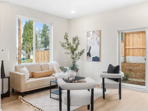 8632 SW 21st Avenue Portland OR 97219