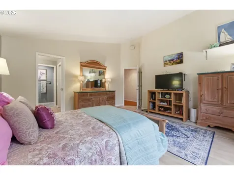 18120 SE 17th Street Vancouver WA 98683