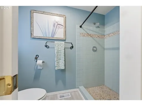 18120 SE 17th Street Vancouver WA 98683