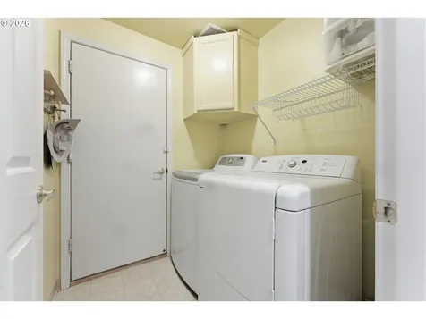 18120 SE 17th Street Vancouver WA 98683