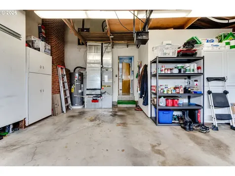 1406 Carter Lane Springfield OR 97477